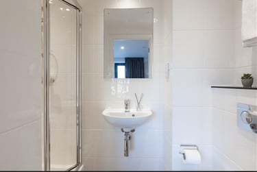 1 bed studio, Erskine Street, Low Hill, Liverpool, L61AJ - Image 5